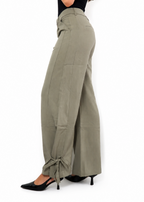 Groene Pantalon met Strikdetails