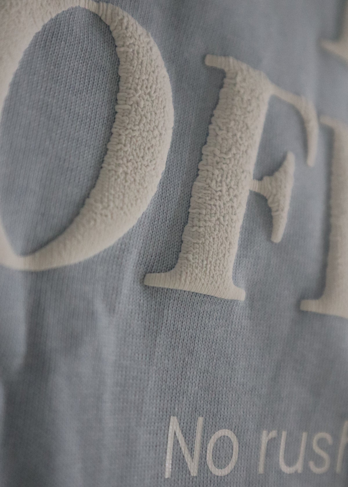 Out of Office Longsleeve Blauw