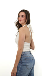 Ruffle top wit